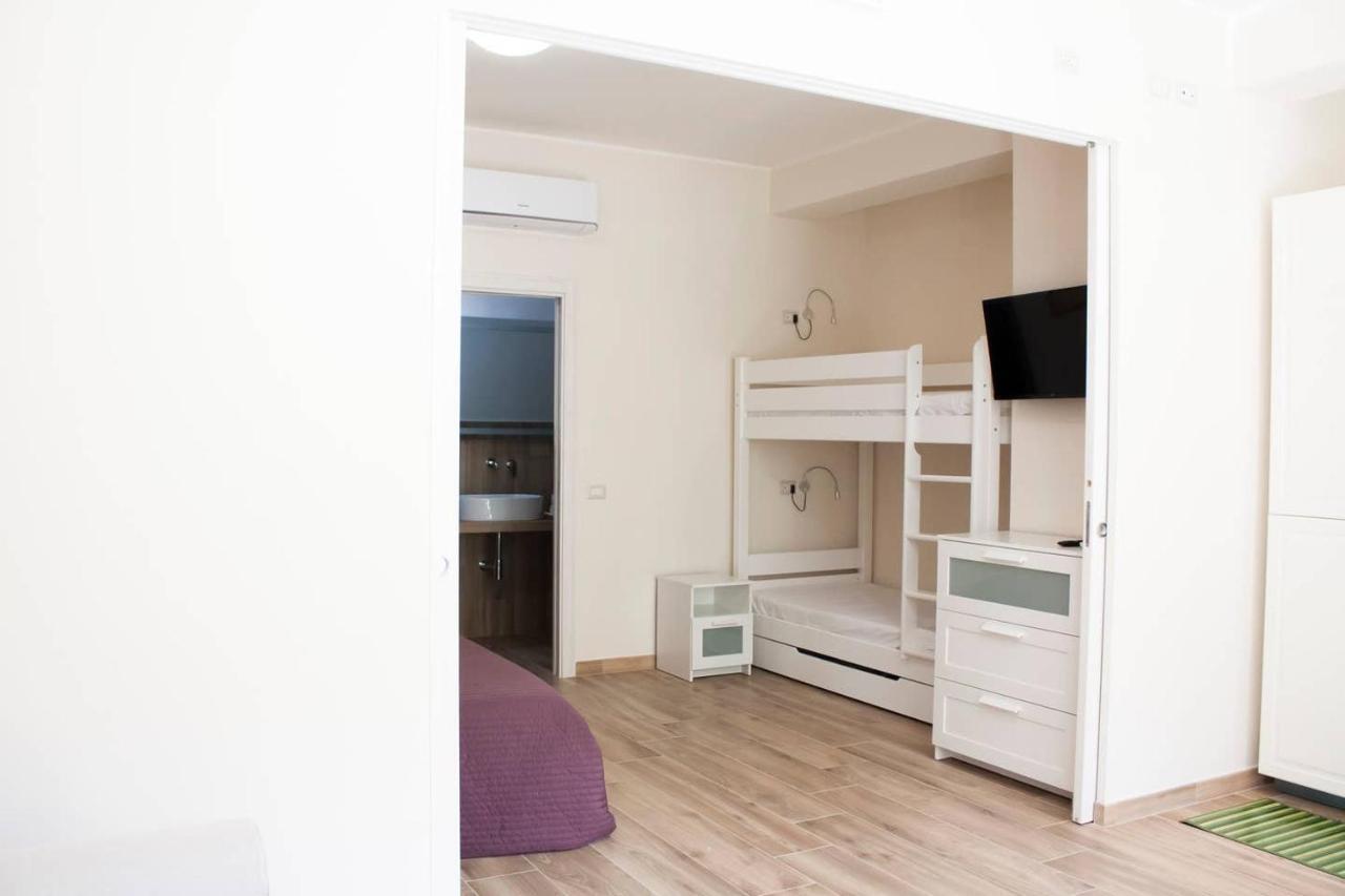 Casa Lorenzo ตาออร์มินา ภายนอก รูปภาพ